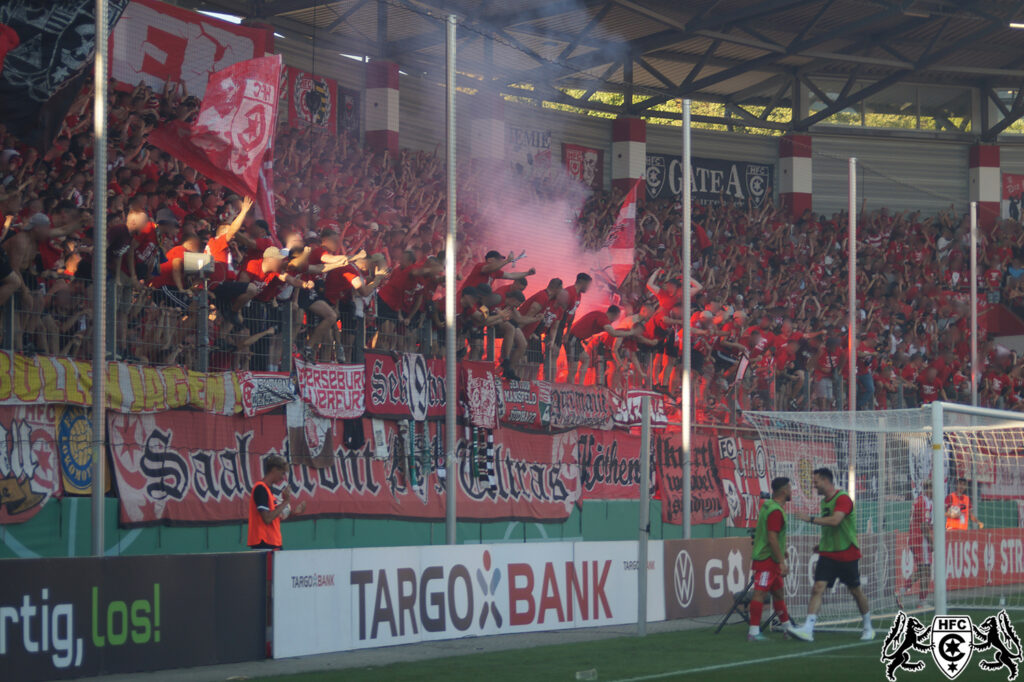 1. Runde DFB Pokal: Hallescher FC vs. FC St. Pauli